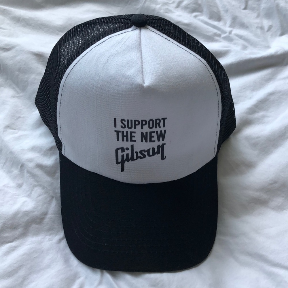 Gibson Guitars trucker hat
